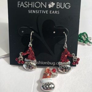 Christmas cat bracelet, pendant & earrings set NWT